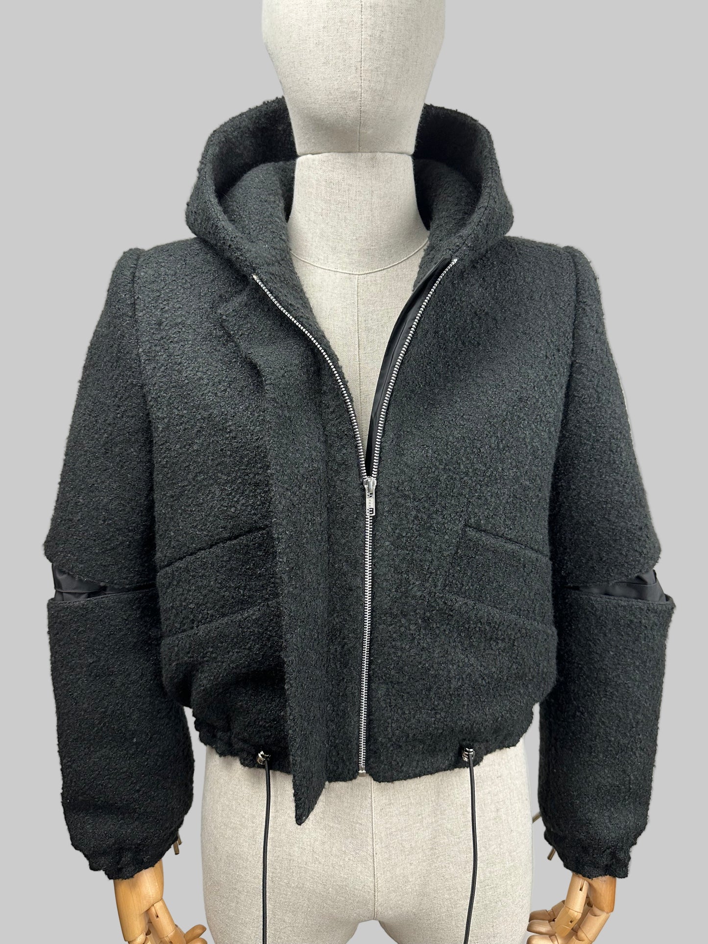 Bomber Noris Premium - Lana Bouclé Nero con Cappuccio